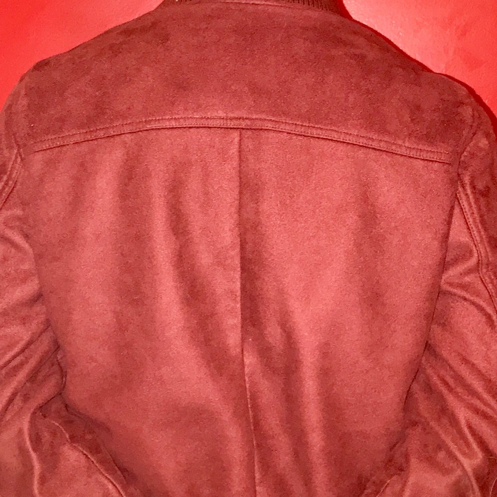 Red jacket - Picture 3 of 4